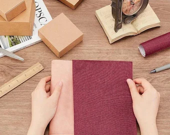 La fabrication des livres de dark romance : matériaux et savoir-faire